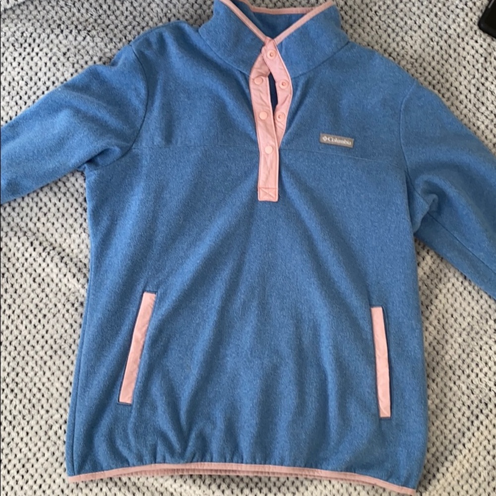 Columbia fuzzy sweatshirt